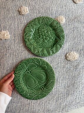 Bordallo Pinheiro green patterned plates